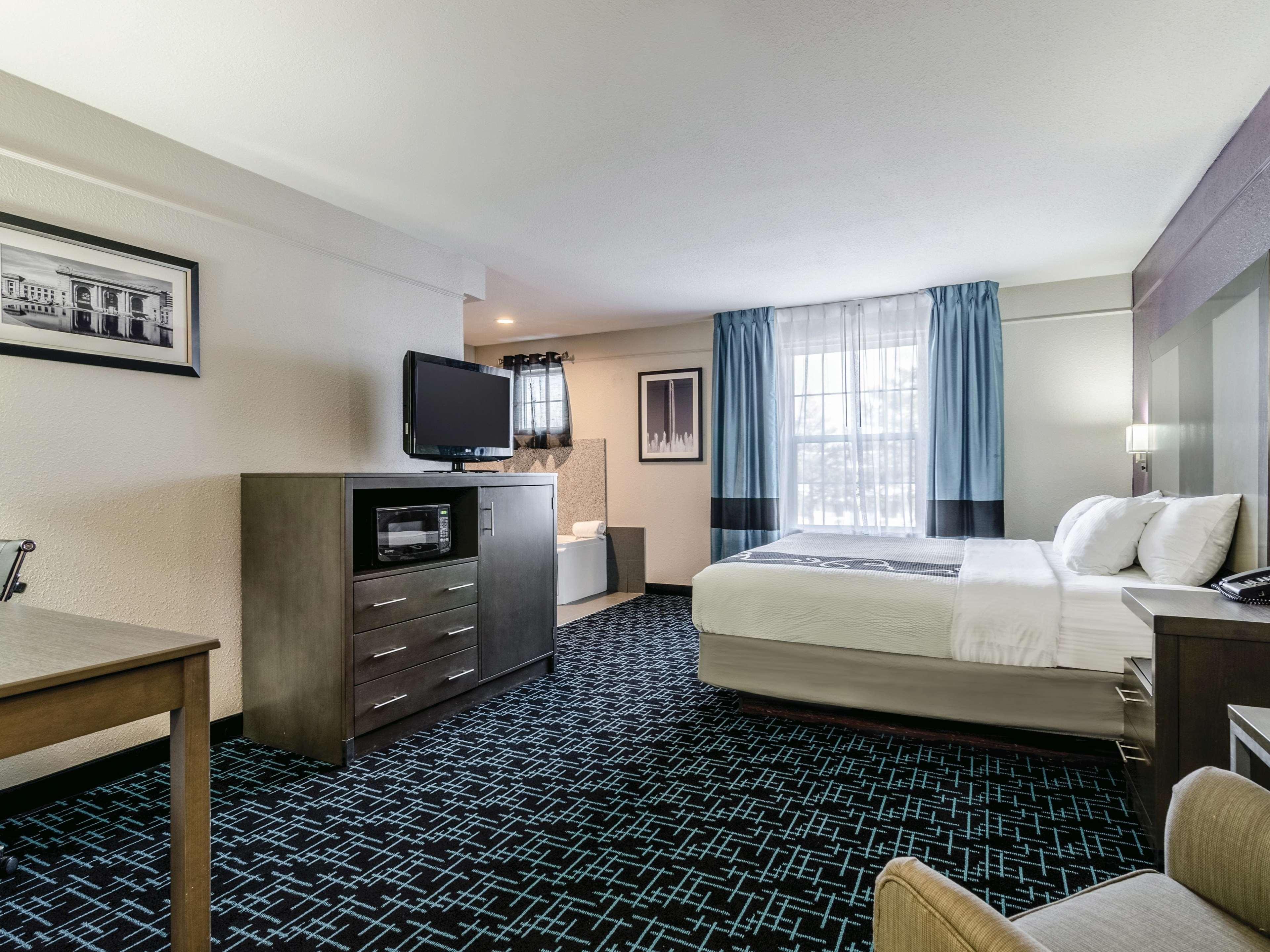 Hotel La Quinta By Wyndham Kansas Airport Kansas City
